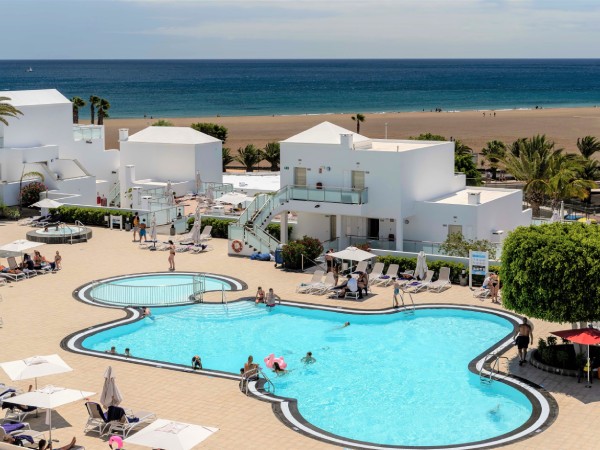 Hotel Lava Beach